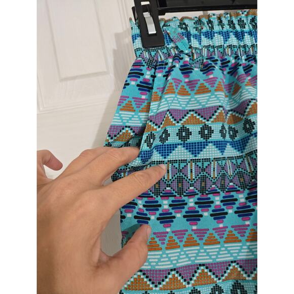 BeBop small juiniors multi colored aztec shorts with front pockets - Picture 2 of 10